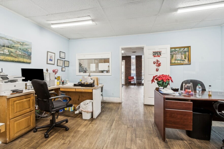 More Photos Of , Smyrna General Retail For Sale