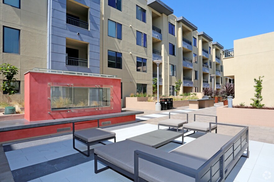 More Photos Of 100 Grand Ln, Foster City Apartments For Lease