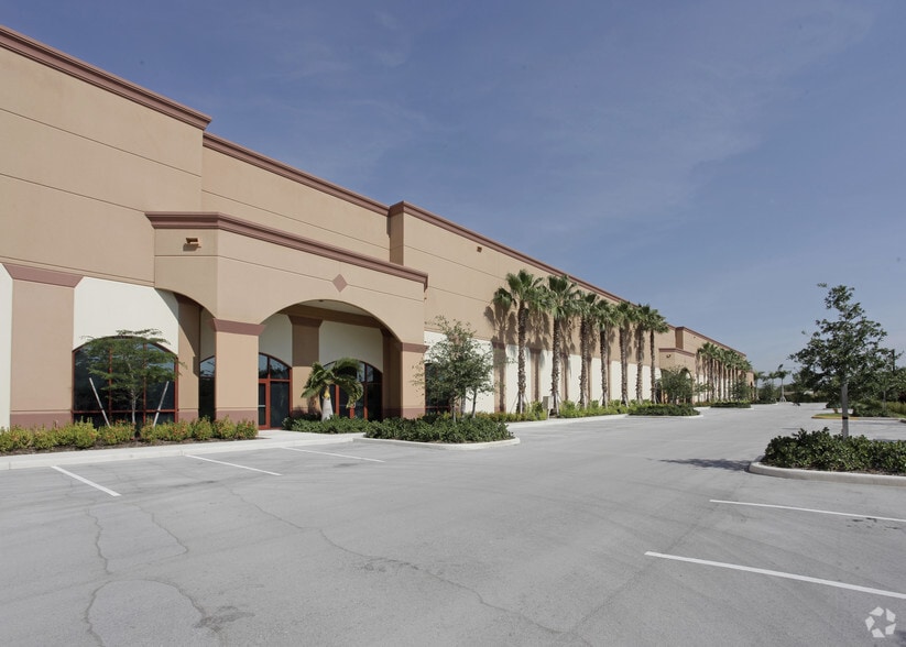 More Photos Of 9587 Premier Pky, Miramar Warehouse For Lease