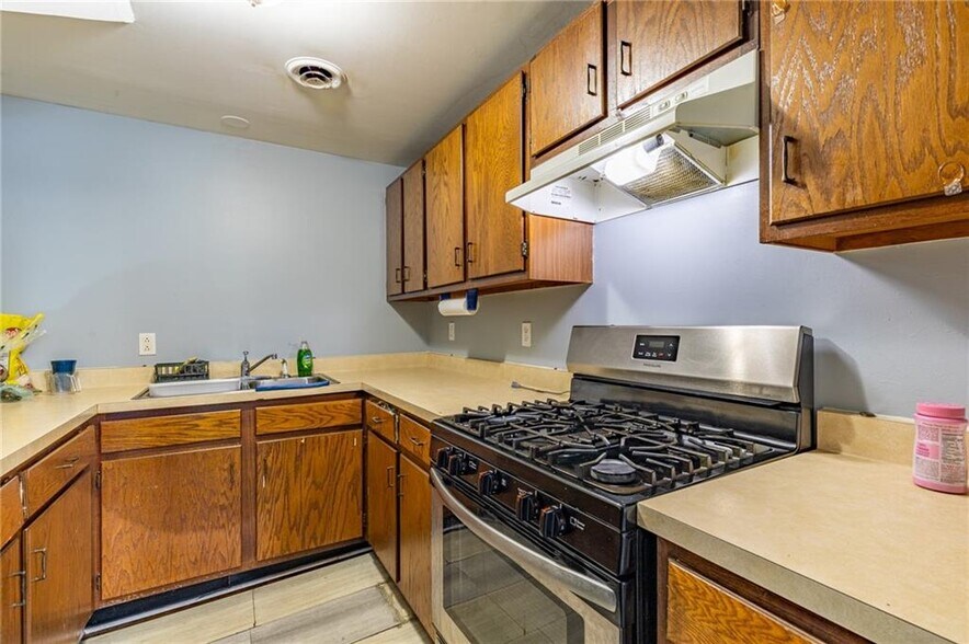 More Photos Of 201 Lake Ave, Rochester Multifamily For Sale