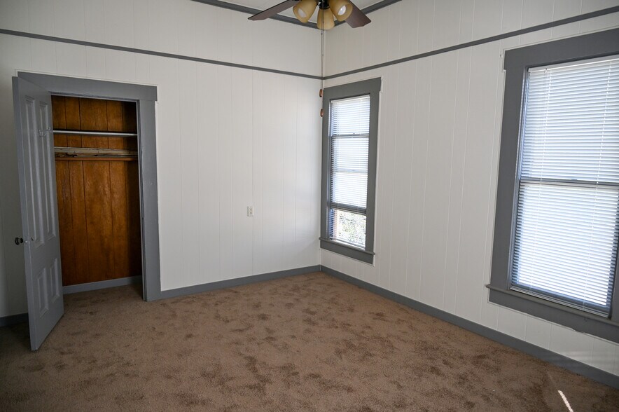 More Photos Of 655 E Alvarado St, Fallbrook Specialty For Lease
