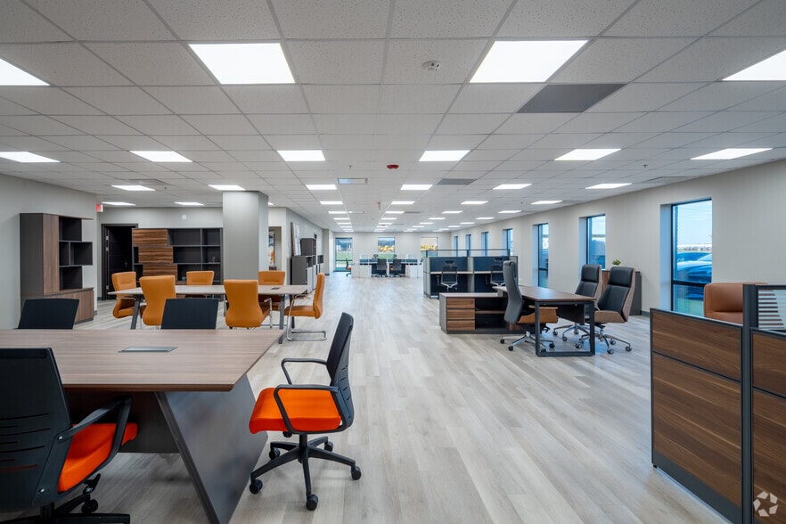 More Photos Of 9950 Lawrence Ave, Schiller Park Unknown For Lease