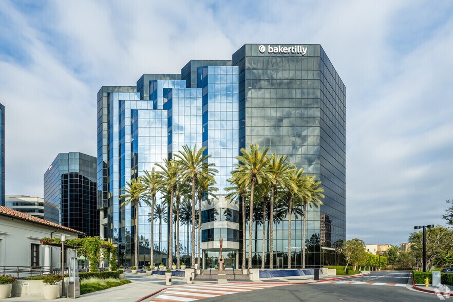More Photos Of 18500 Von Karman Ave, Irvine Office For Lease