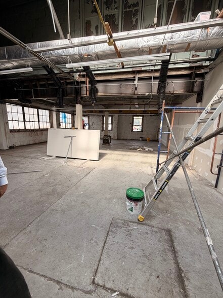 More Photos Of 611-653 Sayre Ave, Perth Amboy Warehouse For Lease