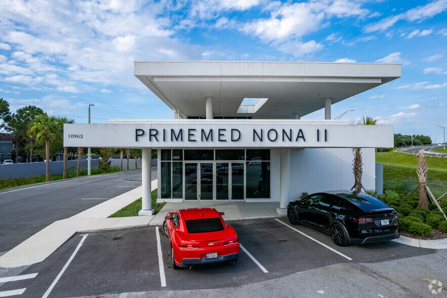 More Photos Of 10920 Moss Park Rd, Orlando Unknown For Lease