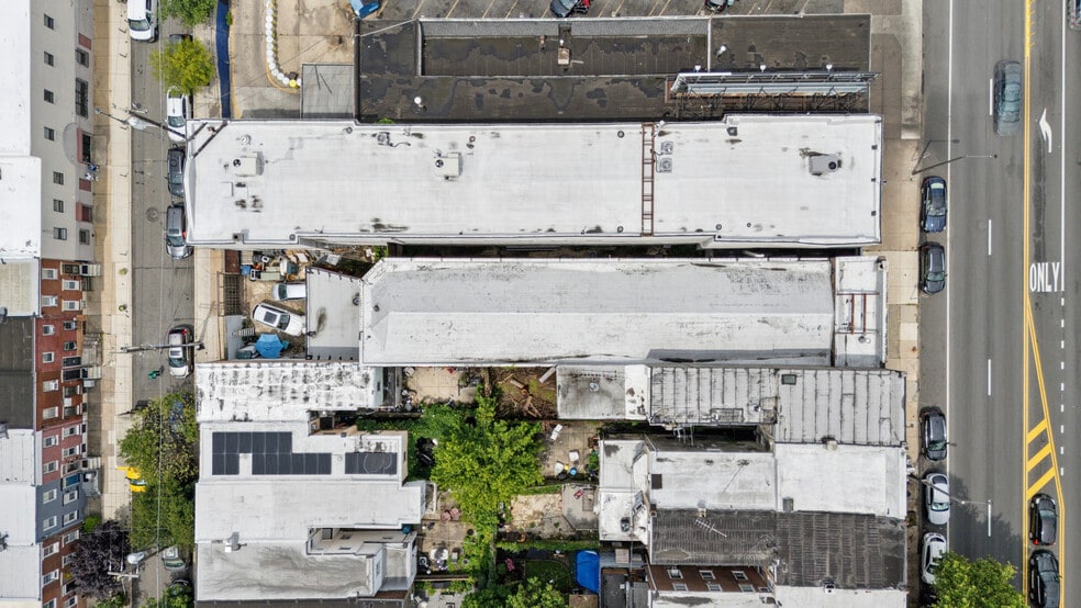 More Photos Of 1412 S Broad St, Philadelphia Storefront For Sale