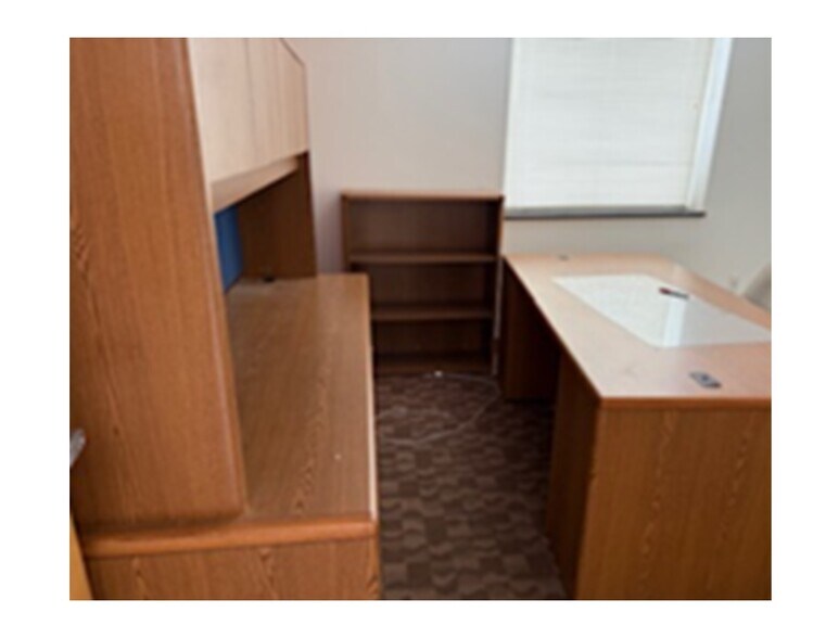 More Photos Of 1235 E University Dr, Macomb Industrial For Sale