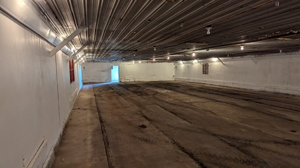 More Photos Of 62748 MN-7, Hutchinson Industrial For Sale