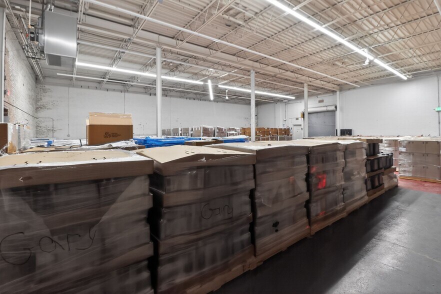 More Photos Of 2620 E 165th St, Hammond Warehouse For Sale