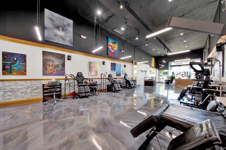 More Photos Of 8758-8762 W Pico Blvd, Los Angeles Storefront Retail Office For Lease