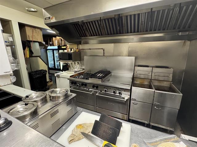 More Photos Of 215 S Main St, Cimarron Restaurant For Sale