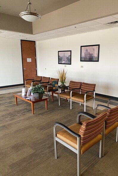 More Photos Of 2 St Mark's Pl, La Grange Medical For Lease