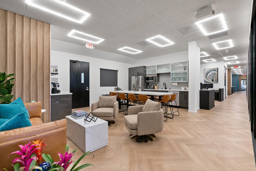 More Photos Of 1801 S La Cienega Blvd, Los Angeles Loft Creative Space For Lease