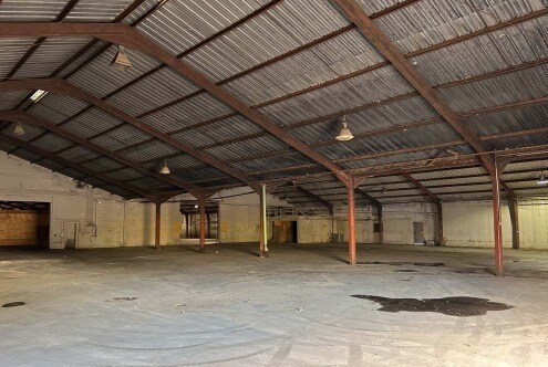 More Photos Of 8600 Hempstead Rd, Houston Warehouse For Lease