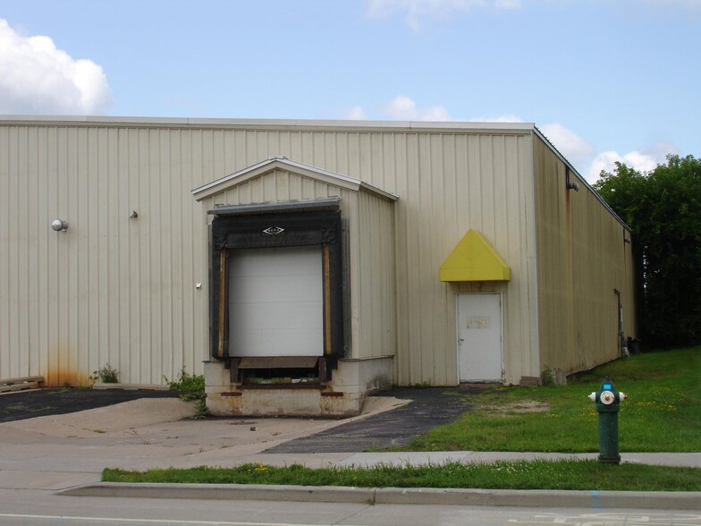 Primary Photo Of 2525 Larson St, La Crosse Industrial For Lease