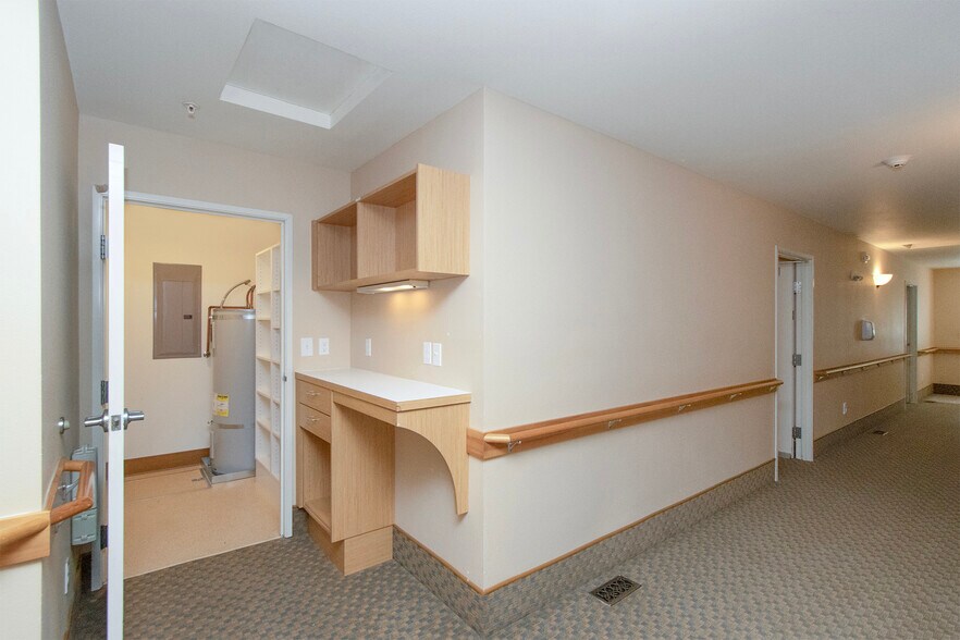 More Photos Of 202 Birdsong Ln, Port Angeles Healthcare For Sale