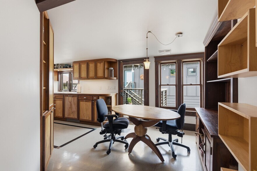 More Photos Of 2606 Westwood Dr, Nashville Light Distribution For Sale