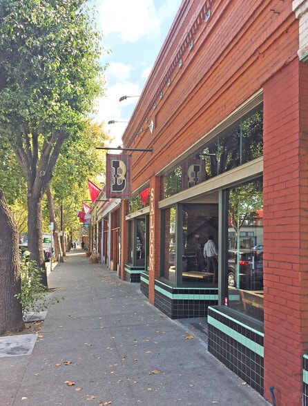 More Photos Of 2371-2373 San Pablo Ave, Berkeley Storefront Retail Residential For Lease