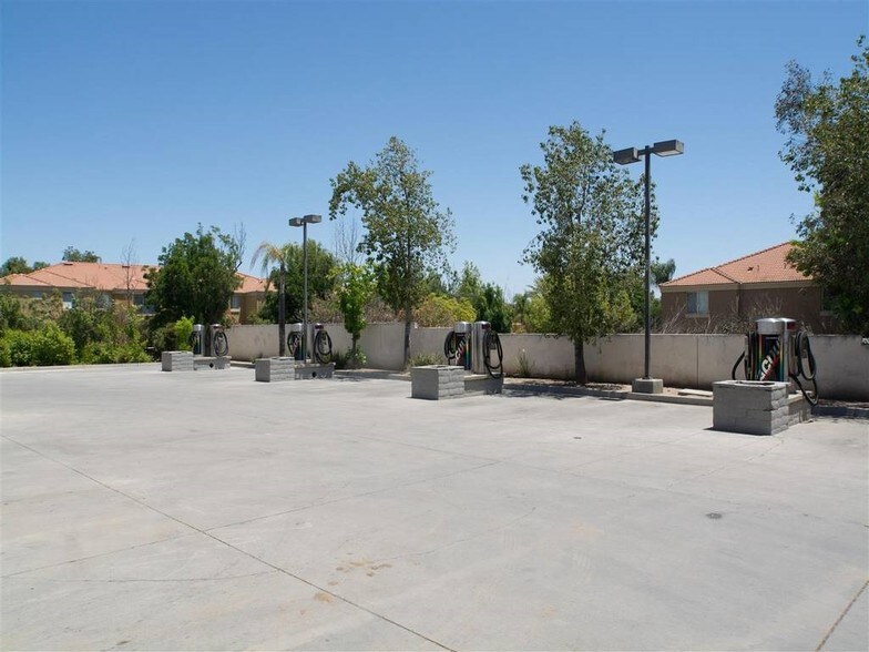 More Photos Of 24399 Skyview Ridge, Murrieta Carwash For Sale
