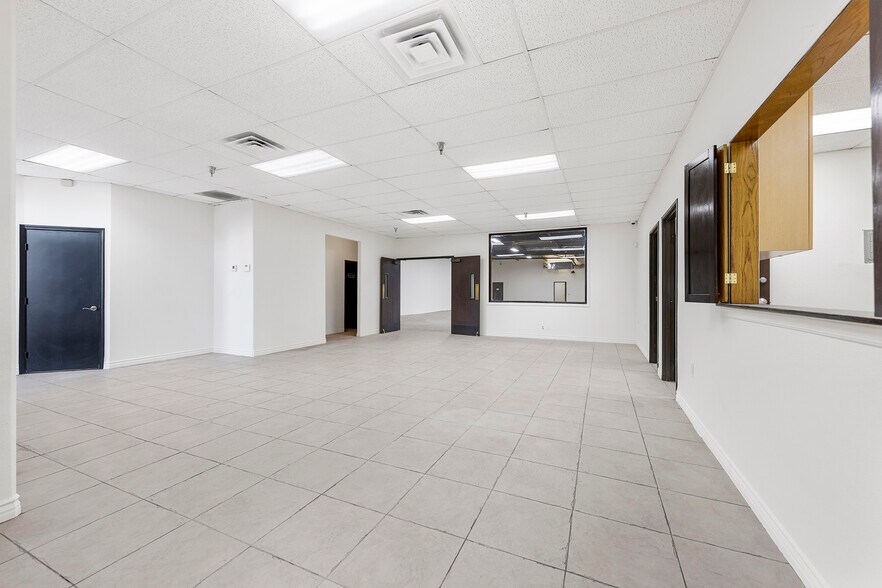 More Photos Of 8768 Helms Ave, Rancho Cucamonga Light Manufacturing For Lease