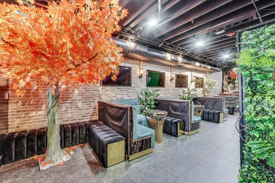 More Photos Of 1355 U St NW, Washington Restaurant For Lease