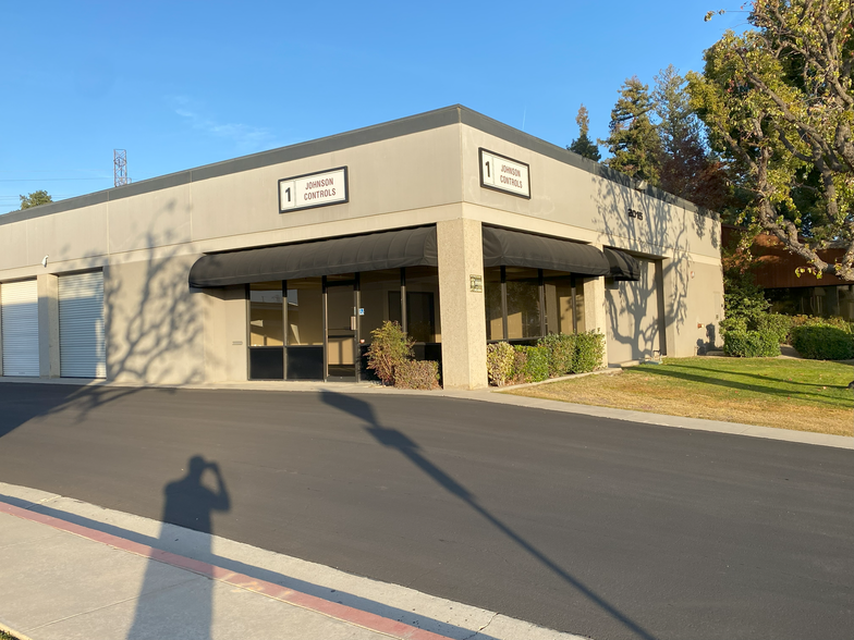 Primary Photo Of 2015 Westwind Dr, Bakersfield Warehouse For Lease