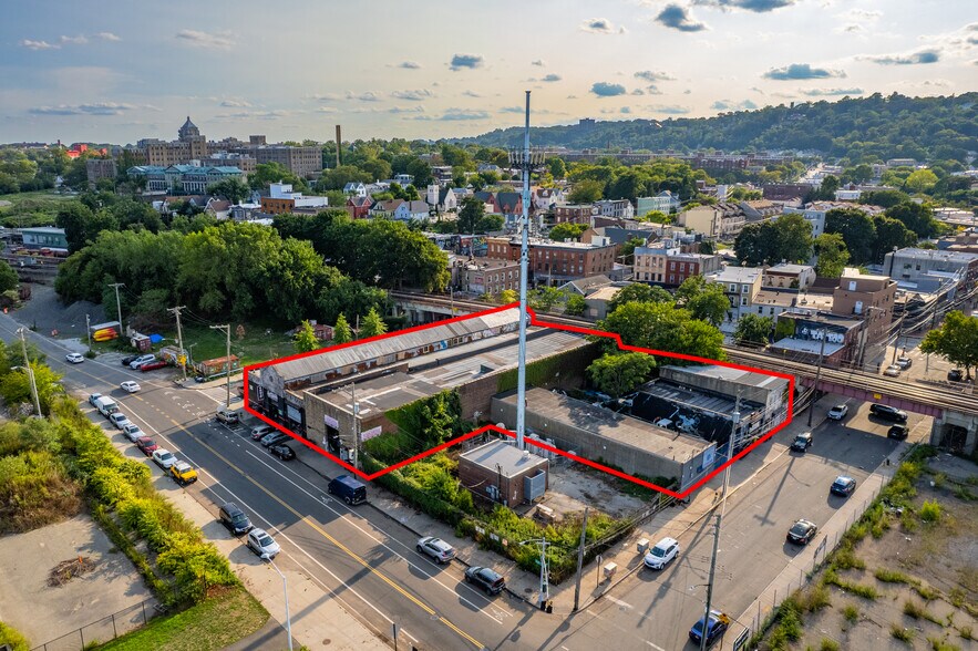 More Photos Of 450 Front St, Staten Island Land For Sale