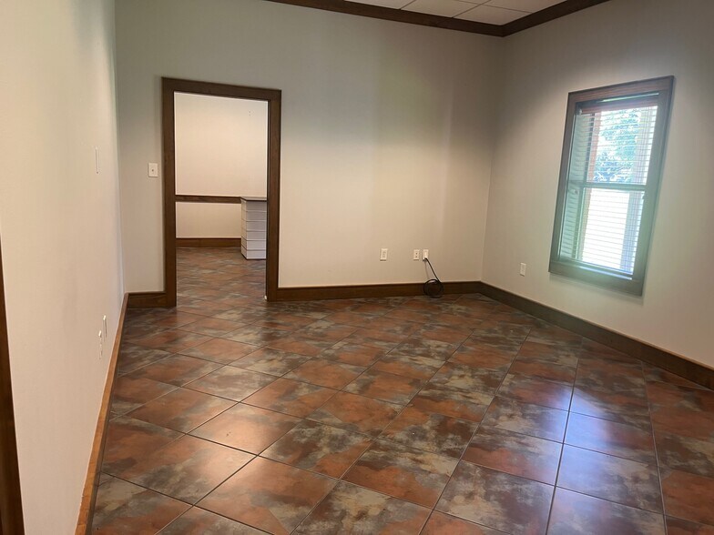 More Photos Of 23937 Us-98, Fairhope Office For Lease