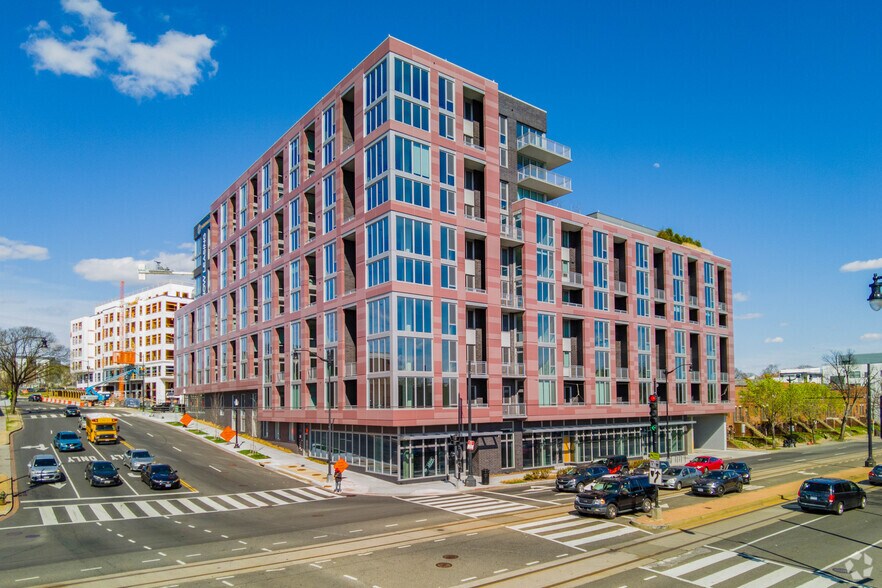 More Photos Of 1701 H St NE, Washington Apartments For Lease