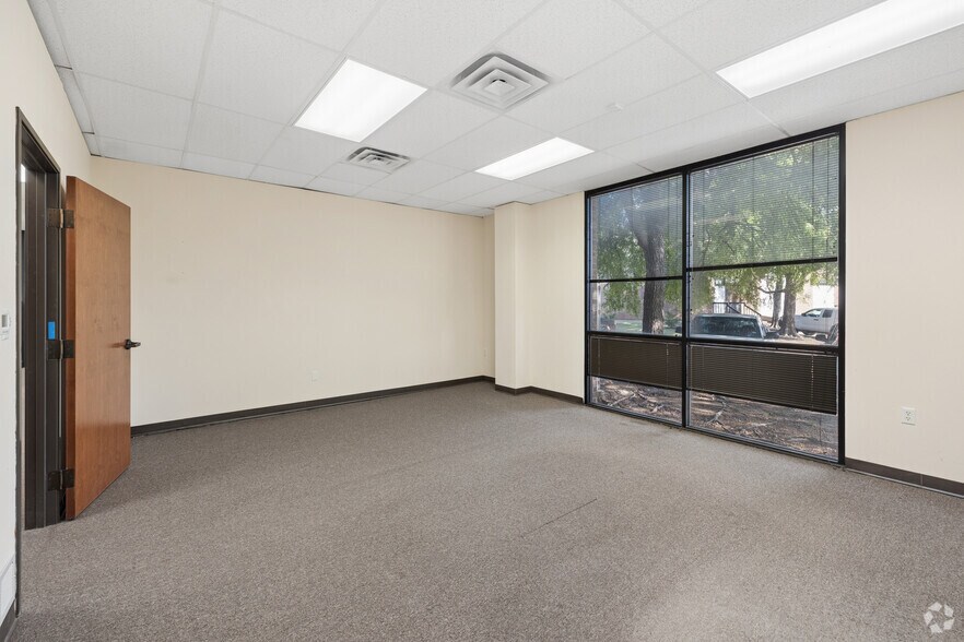 Photo of 1st Floor Ste 817