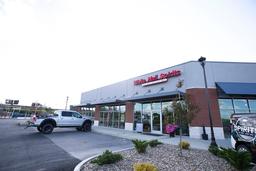 More Photos Of 2600 Middletown Commons, White Hall Coworking Space