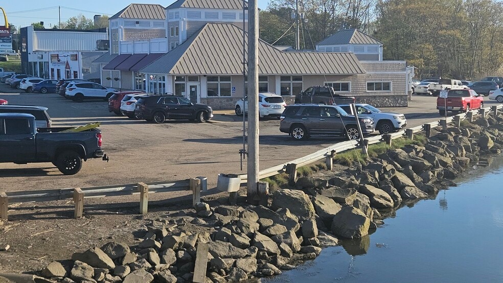More Photos Of , Portsmouth General Retail For Sale