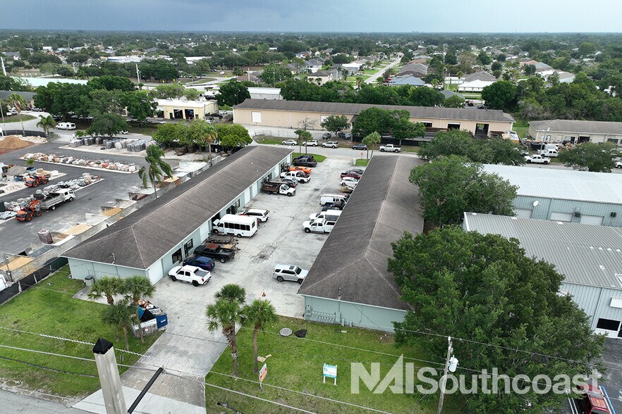 More Photos Of 1726-1738 SW Biltmore St, Port Saint Lucie Light Manufacturing For Lease