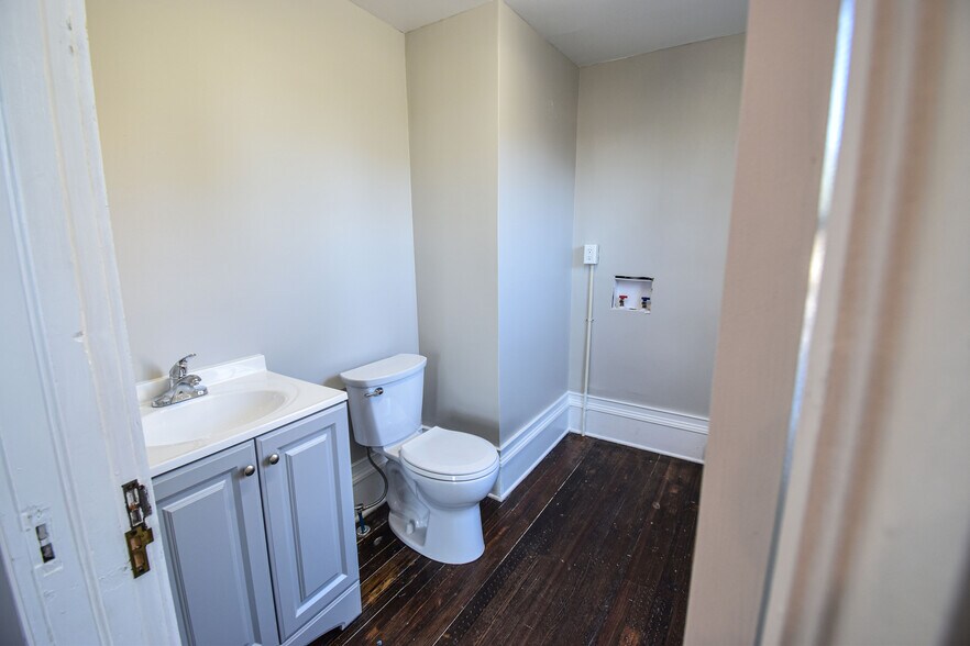 More Photos Of ,  Office For Sale