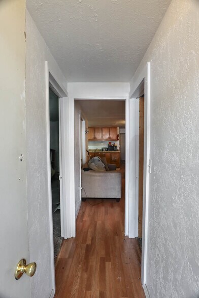 More Photos Of 16 N Main St, Payette Storefront Retail Residential For Sale