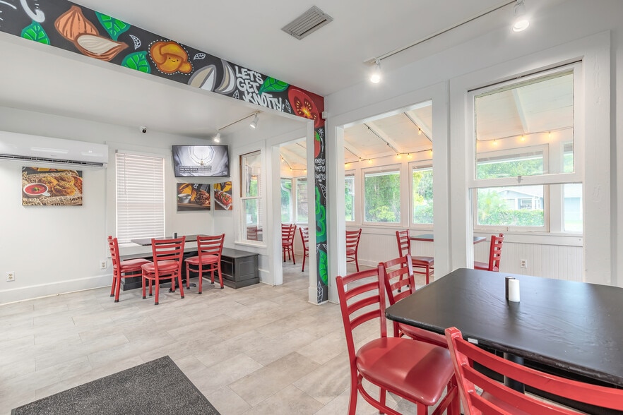 More Photos Of 1001 Canal St, New Smyrna Beach Freestanding For Sale
