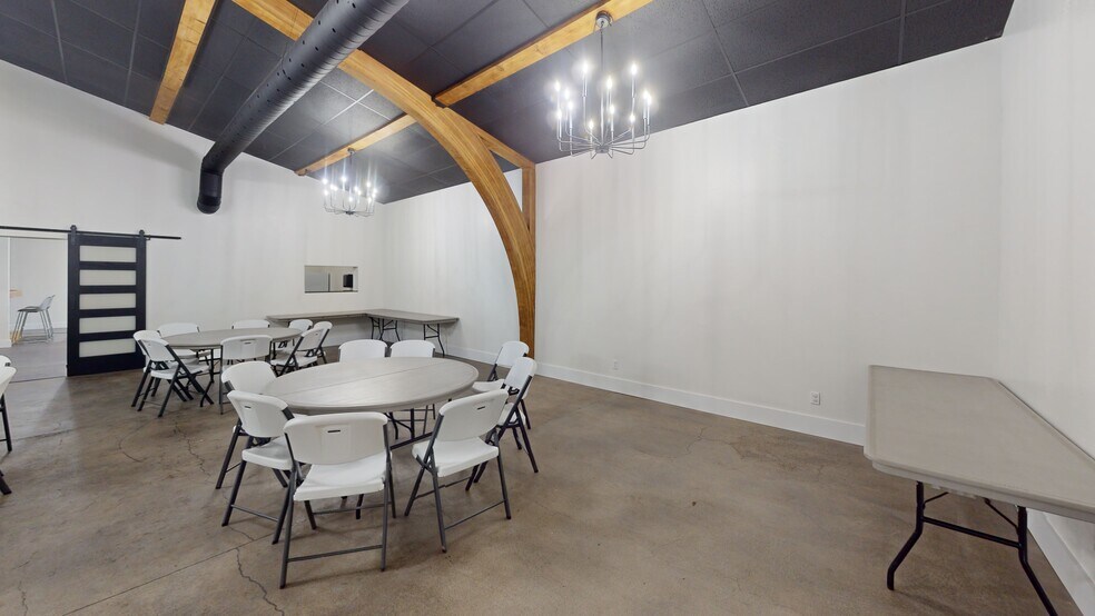 More Photos Of 312 Sycamore St, Greenville Storefront Retail Office For Sale