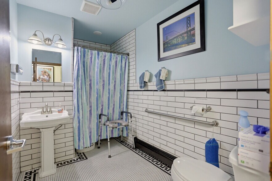 More Photos Of 3771 Colwood Rd, Caro Assisted Living For Sale