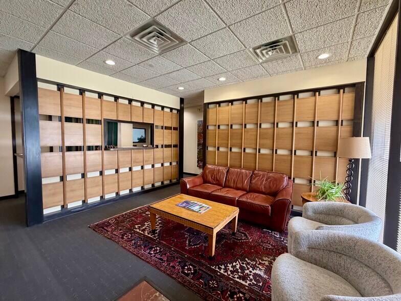 More Photos Of 3701 N Shartel Ave, Oklahoma City Office For Sale