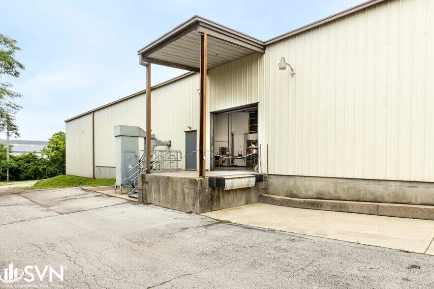 More Photos Of 133 Macarthur Ct, Nicholasville Manufacturing For Lease