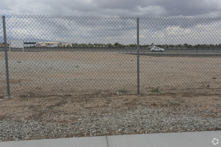 More Photos Of Mariposa Rd, Hesperia Land For Lease