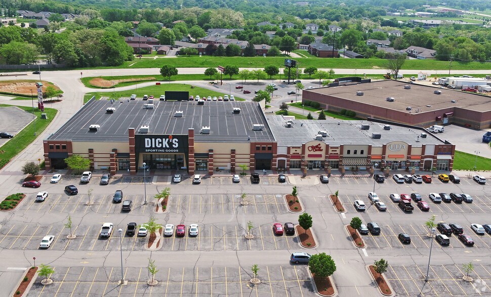 More Photos Of 4601 1st Ave SE, Cedar Rapids Unknown For Lease