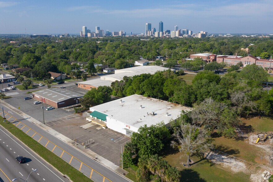 More Photos Of 1446 Haines St, Jacksonville Warehouse For Lease