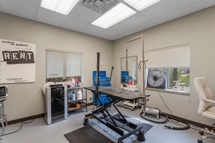 More Photos Of , Bloomington Flex For Sale