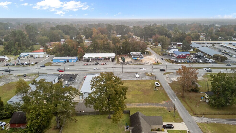 More Photos Of 806 E Main St, Havelock General Retail For Sale