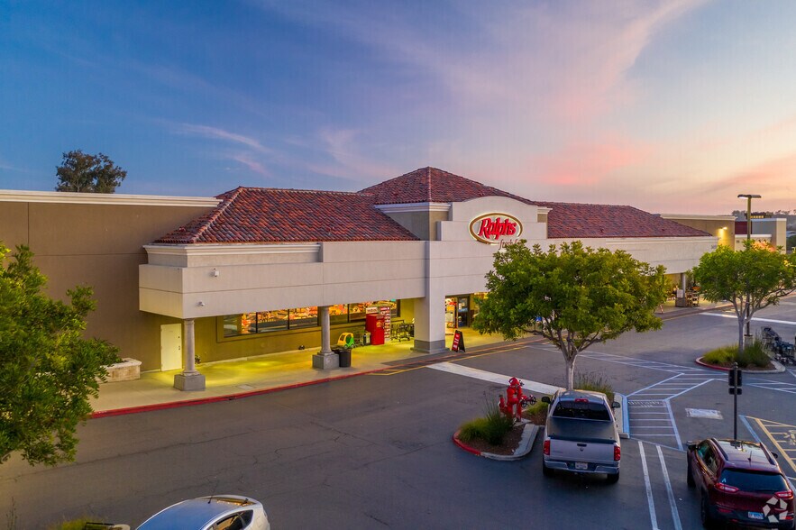 More Photos Of 3433-3545 Del Mar Heights Rd, San Diego Unknown For Lease