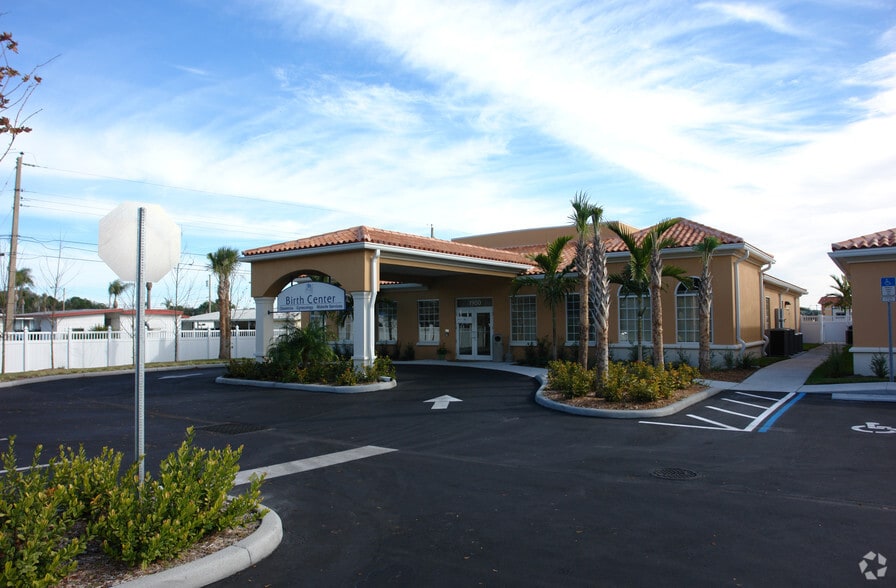 More Photos Of 1900 E Bay Dr, Largo Medical For Sale