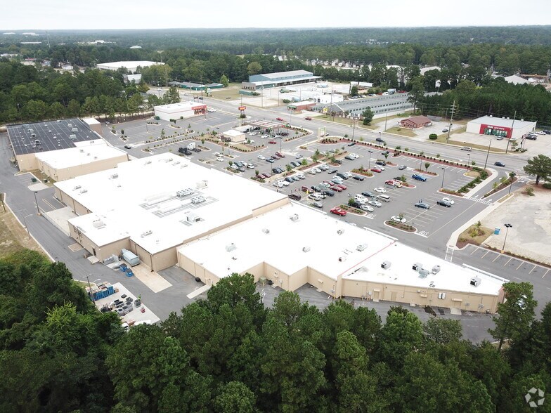 More Photos Of 3421 Murchison Rd, Fayetteville General Retail For Sale