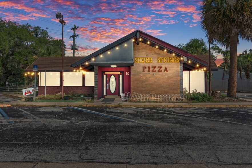 More Photos Of 5545 E Silver Springs Blvd, Silver Springs Restaurant For Sale