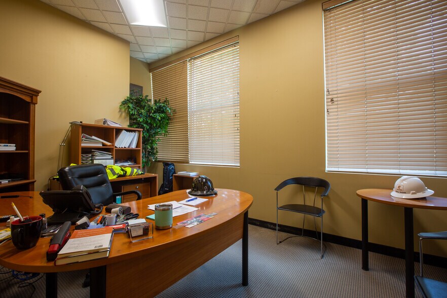 More Photos Of 1900 Ballpark Way, Arlington Medical For Lease